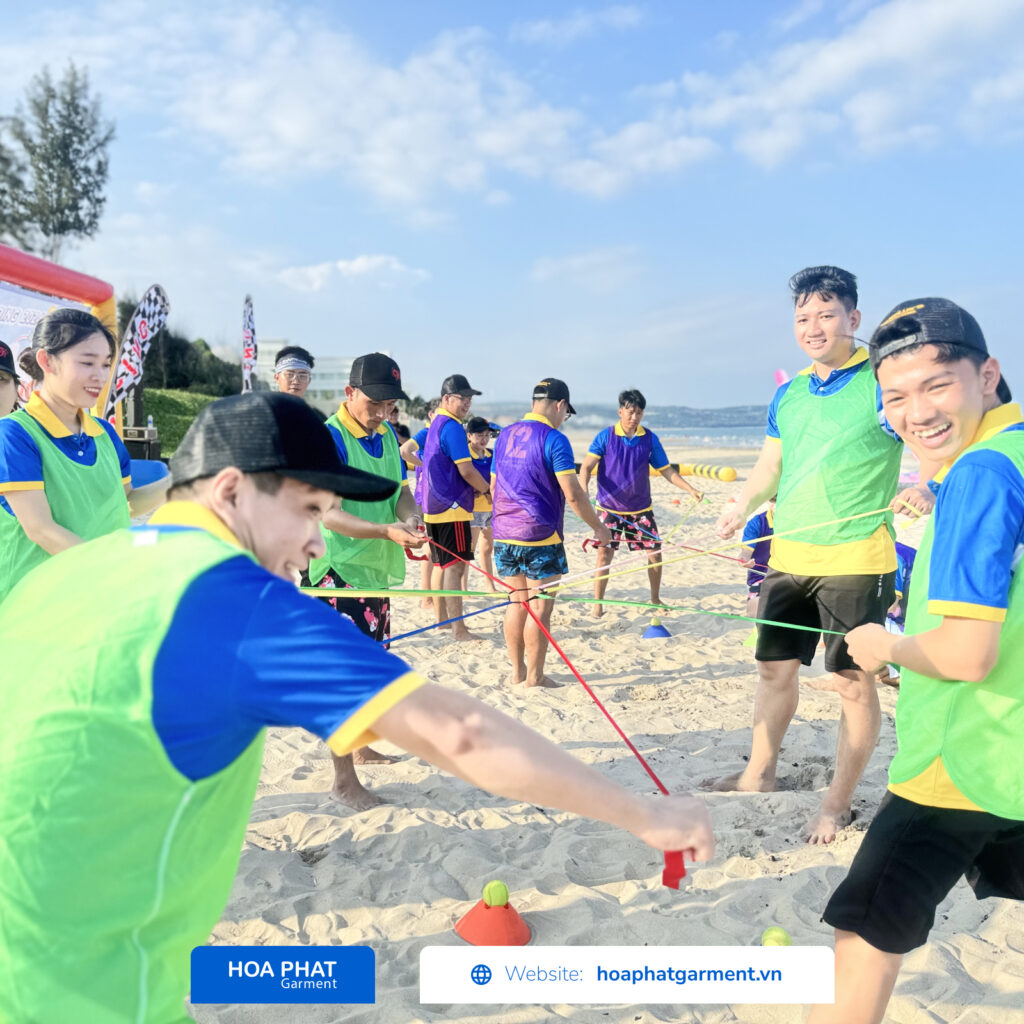 Xưởng may áo đồng phục team building doanh nghiệp đẹp và chất lượng 2 tầm quan trọng của đồng phục teambuilding
