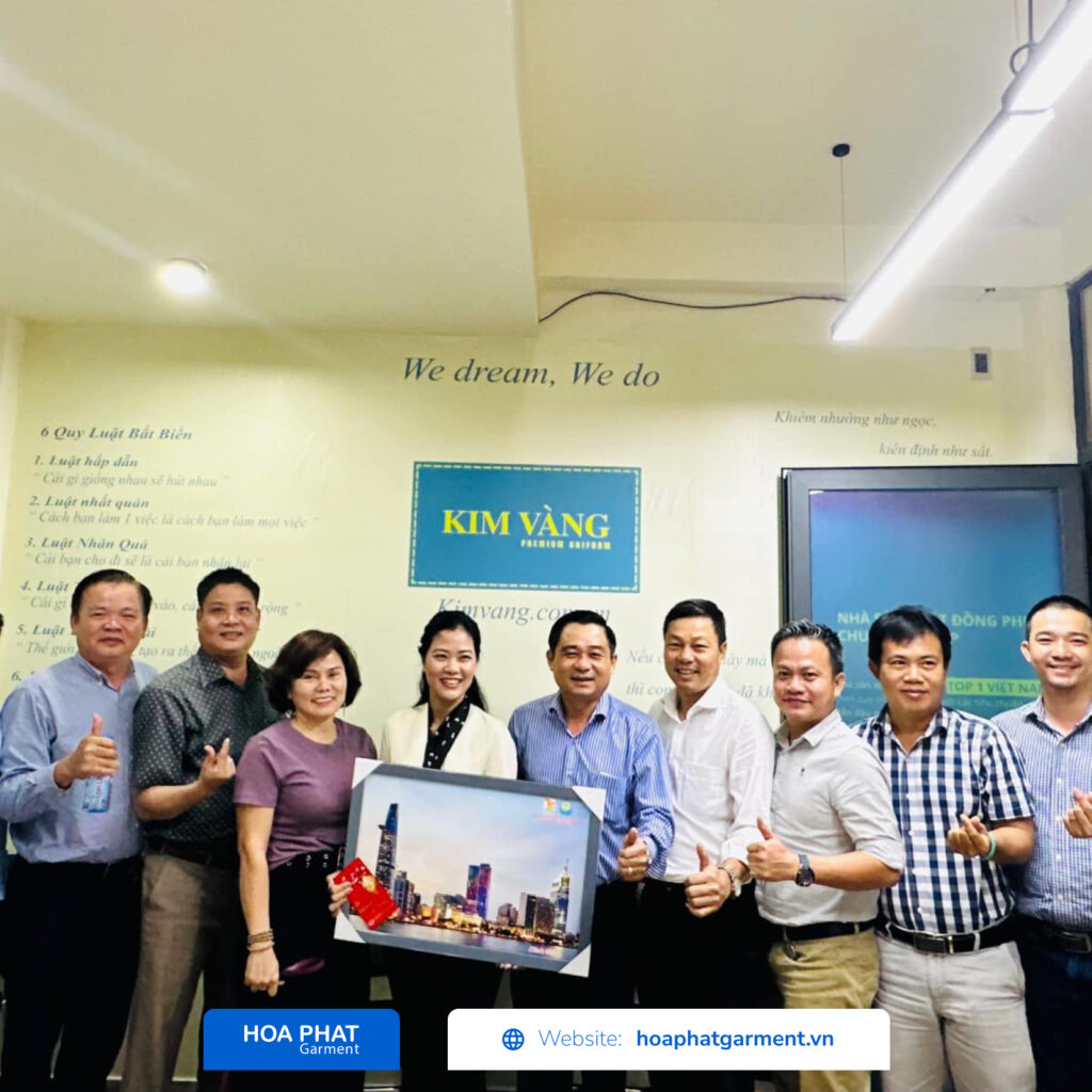 Công ty may đồng phục Kim Vàng